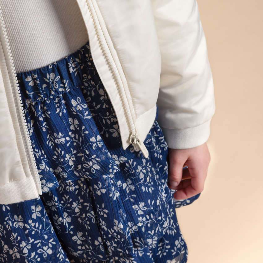 Jupe courte fleurie en voile et à volants pour fille  