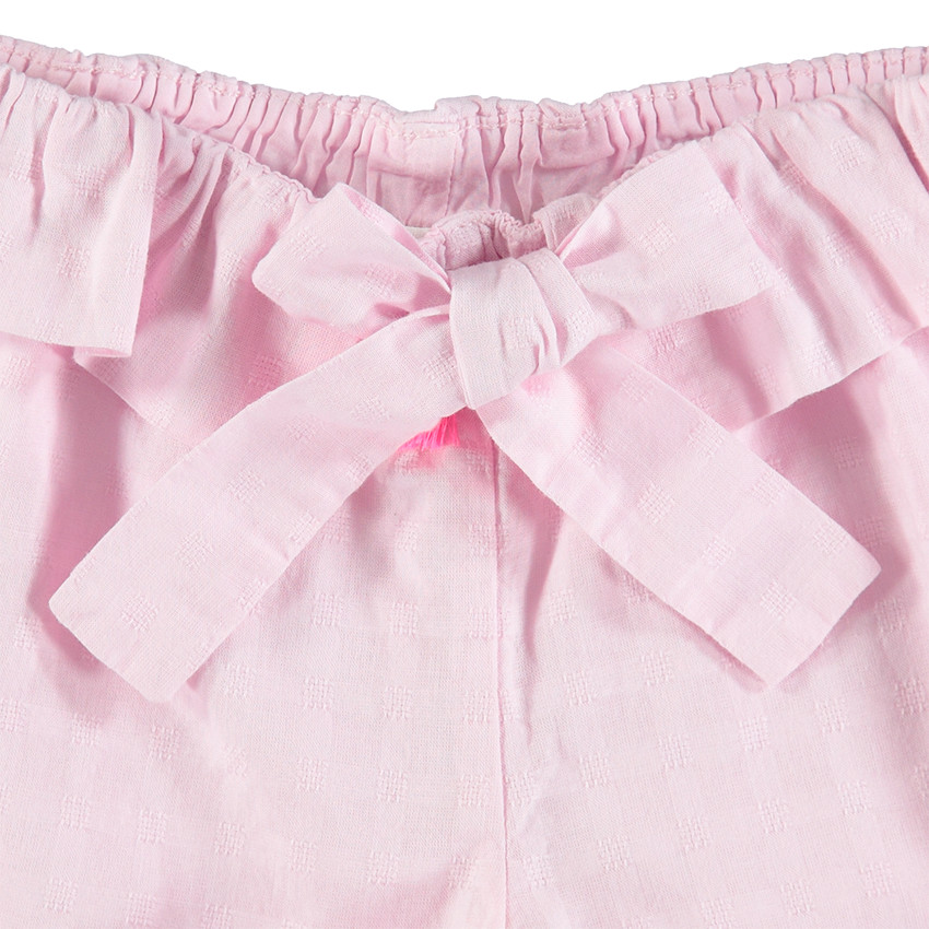 Short en coton avec motif ton sur ton et taille volantée 