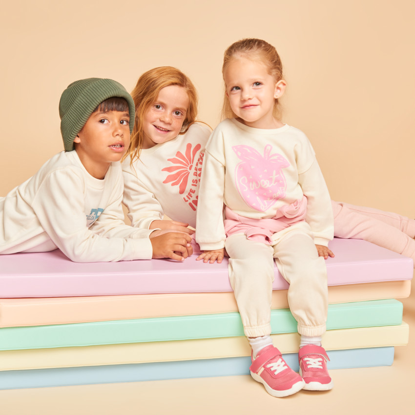 Sweat molleton print fraise pour bébé fille