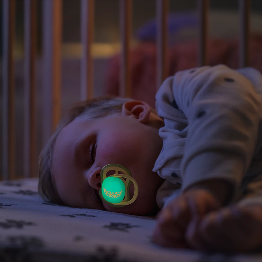 Lot de 2 sucettes silicone 18M+ Ultra Air jour/nuit mix 