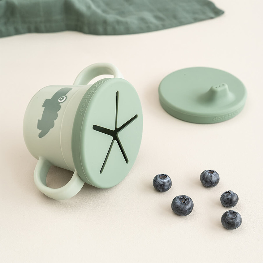 Tasse d'apprentissage & snack 3 en 1 Foodie Croco vert - Vert (Done by deer) - Image 1