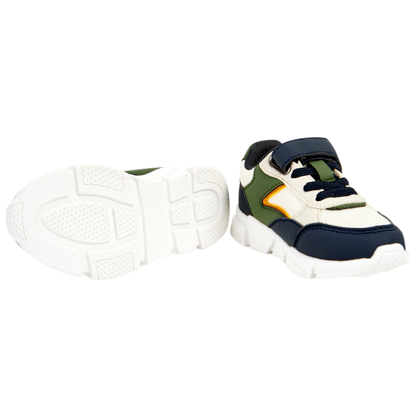 Baskets de sport basse avec empiècements colorés pour garçon  