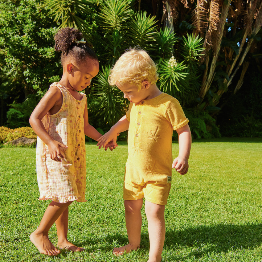 Combinaison courte imprimé fantaisie pour bébé fille  