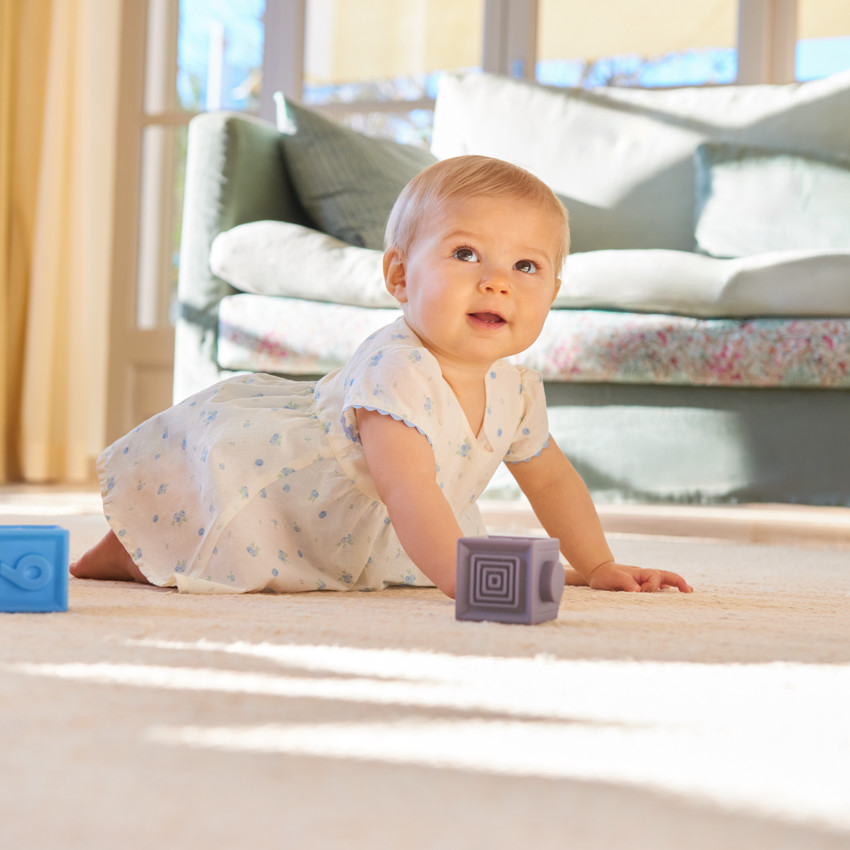 Robe effet à manches courtes 2-en-1 imprimée myrtilles pour bébé fille