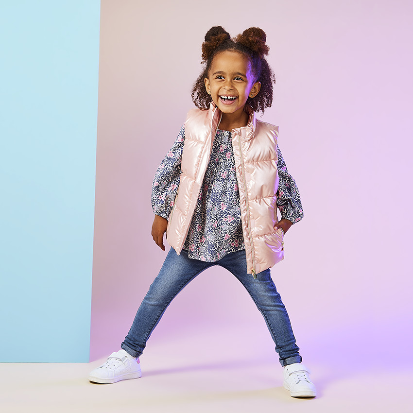 Doudoune sans manches matelassée effet satiné pour fille 