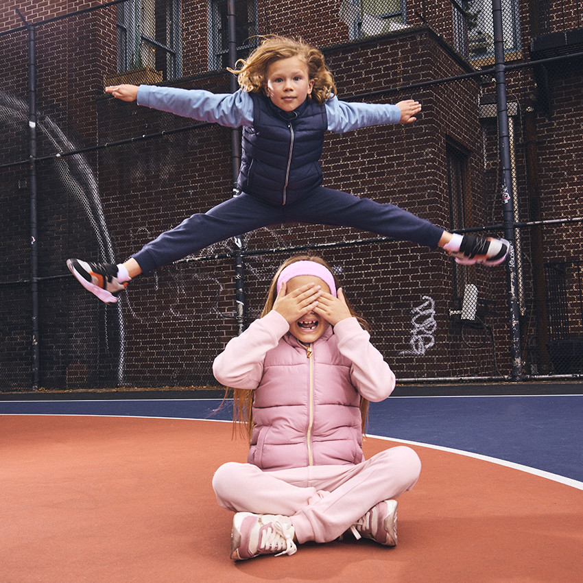 Doudoune sans manches en toile matte pour fille  