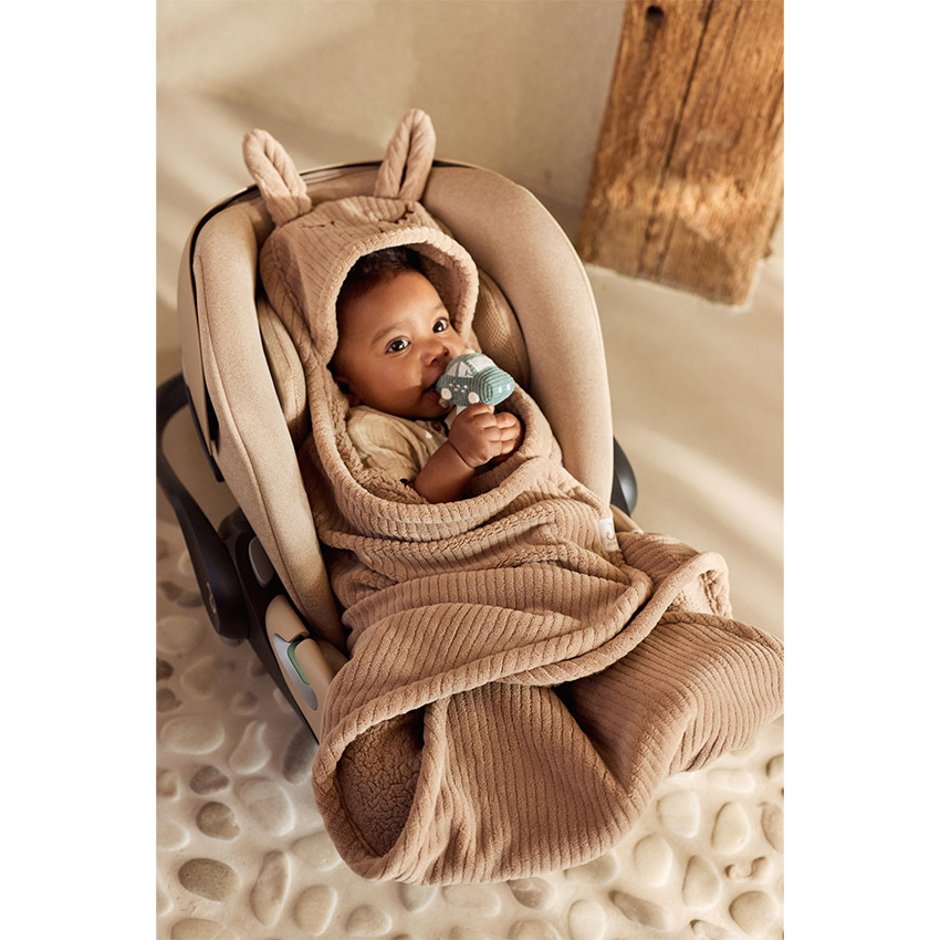 Couverture enveloppante Bunny Cloudy Rib Milky Coffee 