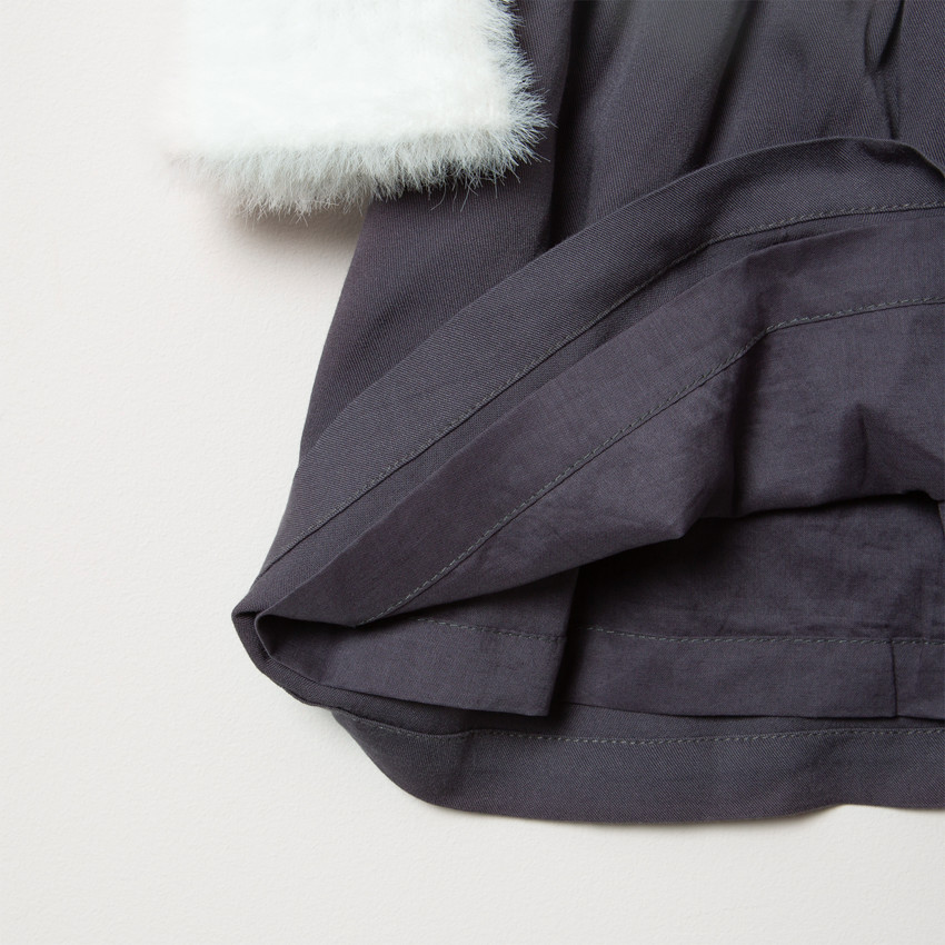 Robe manches longues en tricot effet poil et pompons 