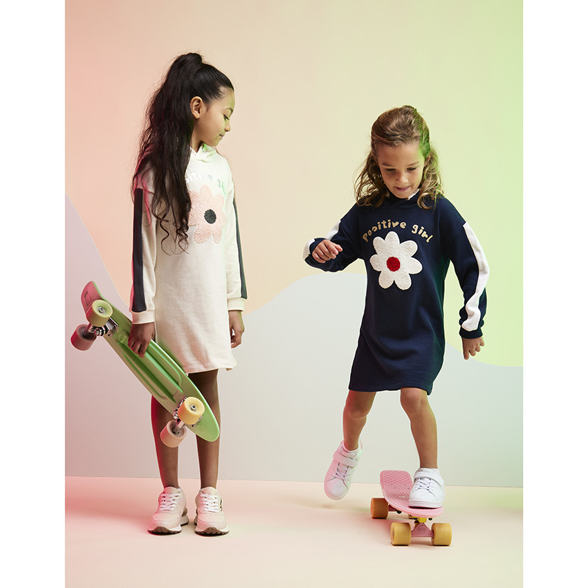Robe à capuche en molleton avec broderie bouclette pour fille 