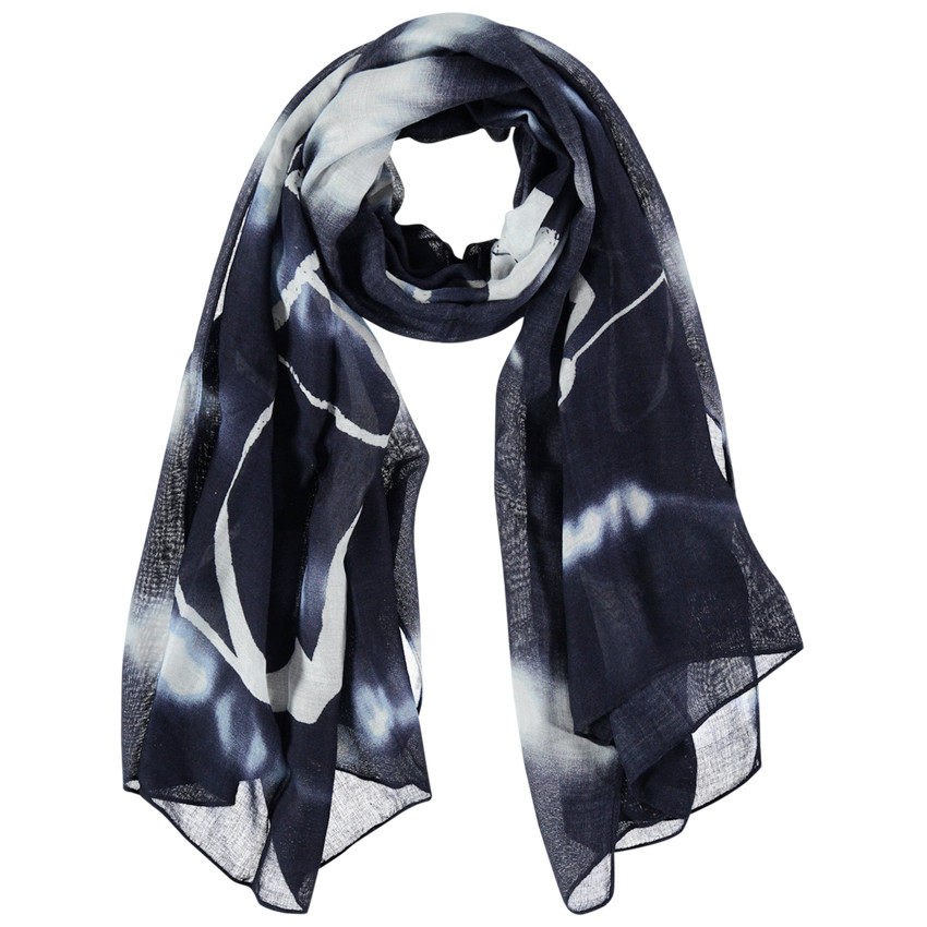 Chèche effet tie and dye à imprimé requin