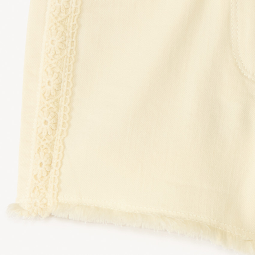 Short en jean avec détails brodés et ceinture à nouer pour fille  