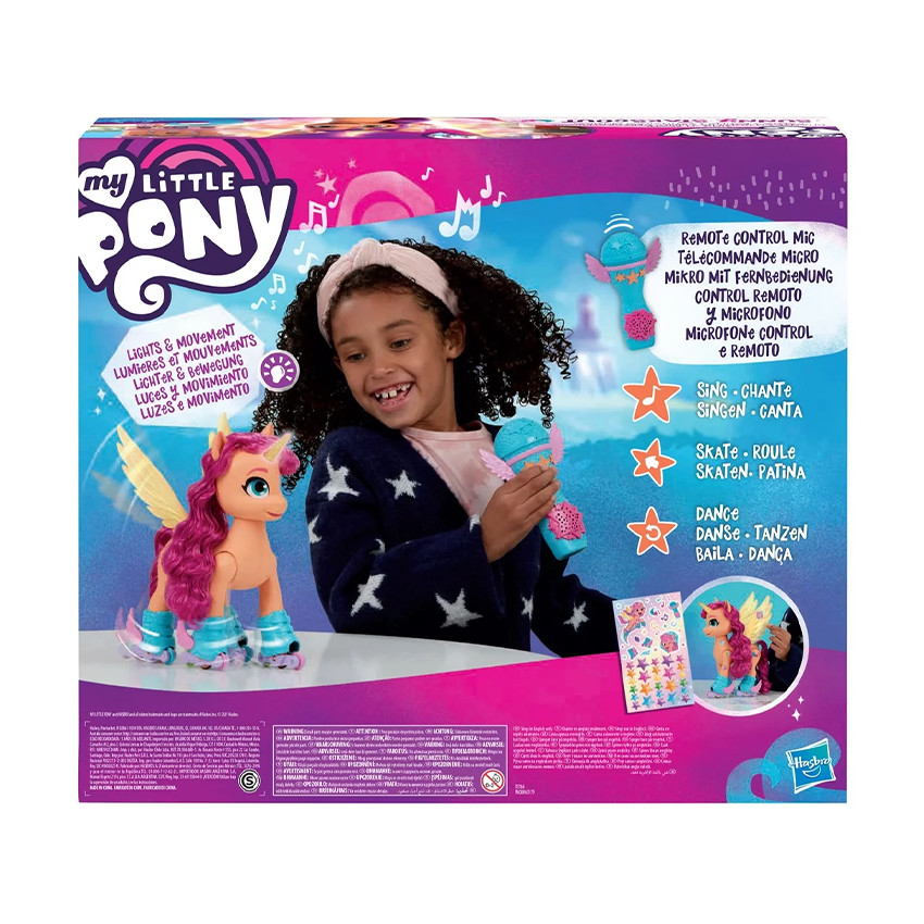 My Little Pony Sunny Starscout chante en rollers 