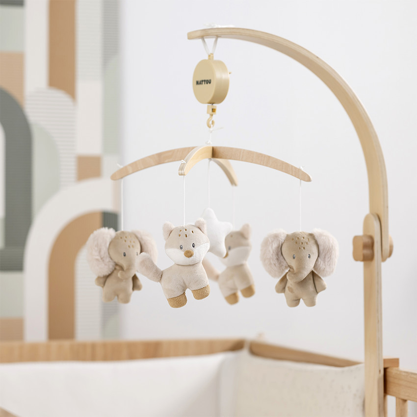 Mobile musical en bois Oli, Flo & Ernest 