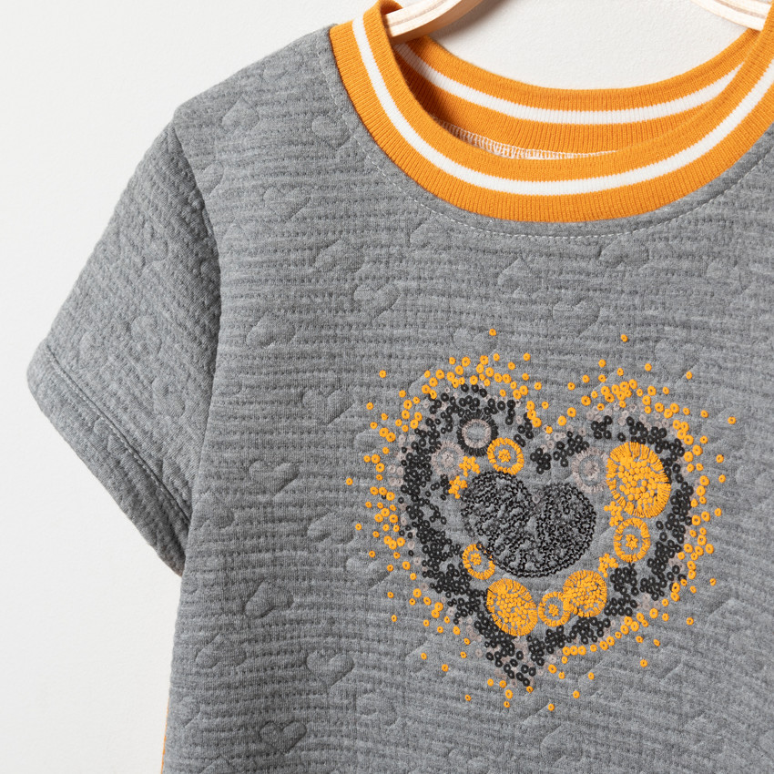 Robe manches courtes en molleton fantaisie print coeur 