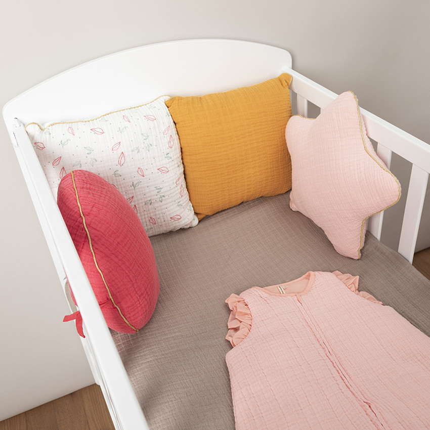 Coussin décoratif en tétra modulable en tour de lit ou de parc 