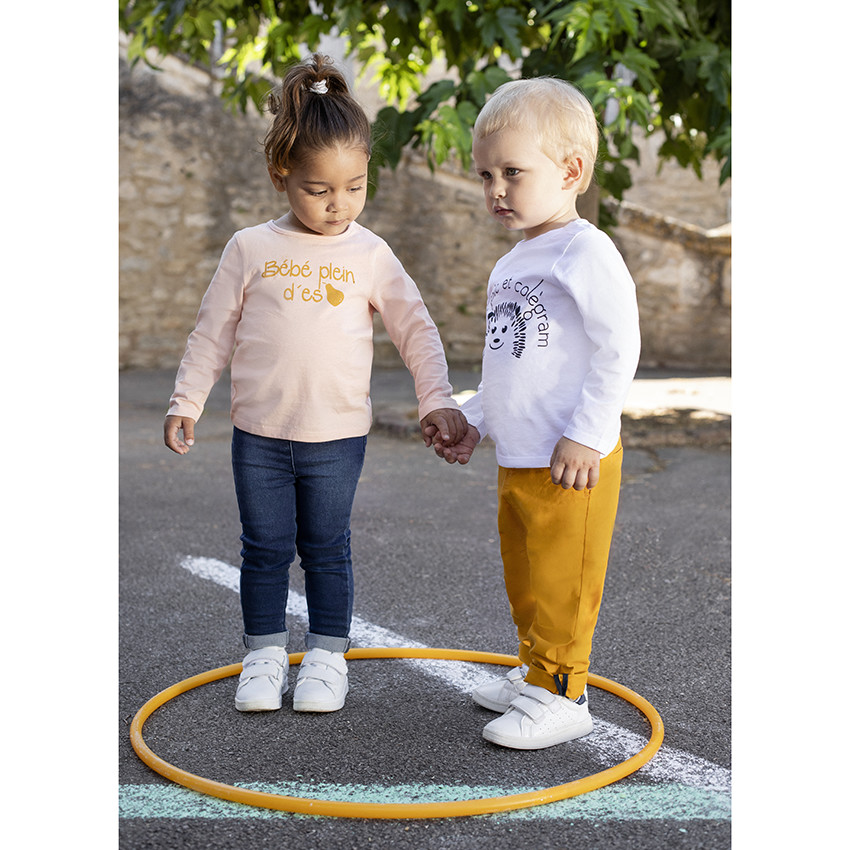 Jean effet délavé à poches arrières forme chat pour bébé fille 