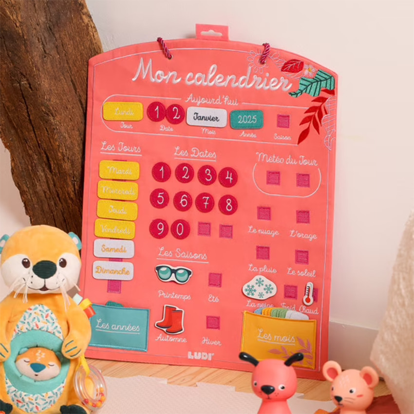 Calendrier ludique en tissu corail 