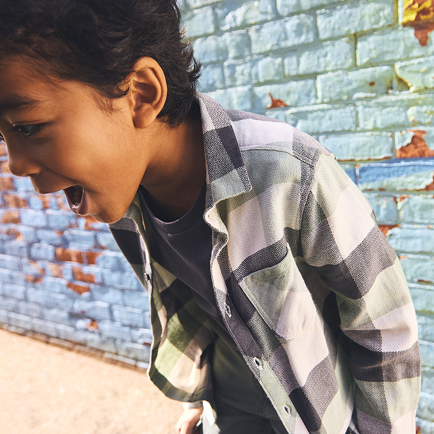 Chemise manches longues à carreaux avec poche pour garçon 