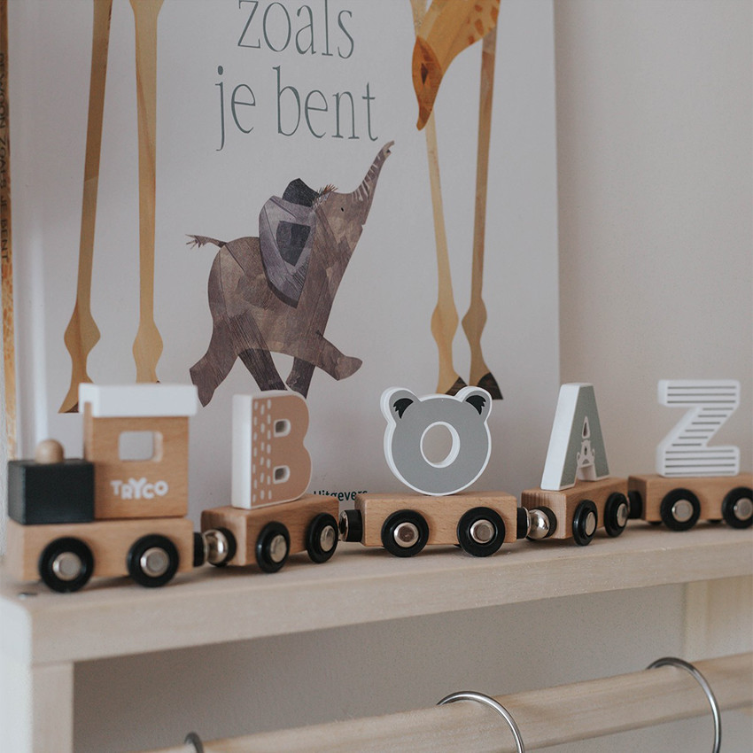 Lettre "B" en bois pour train coloré 