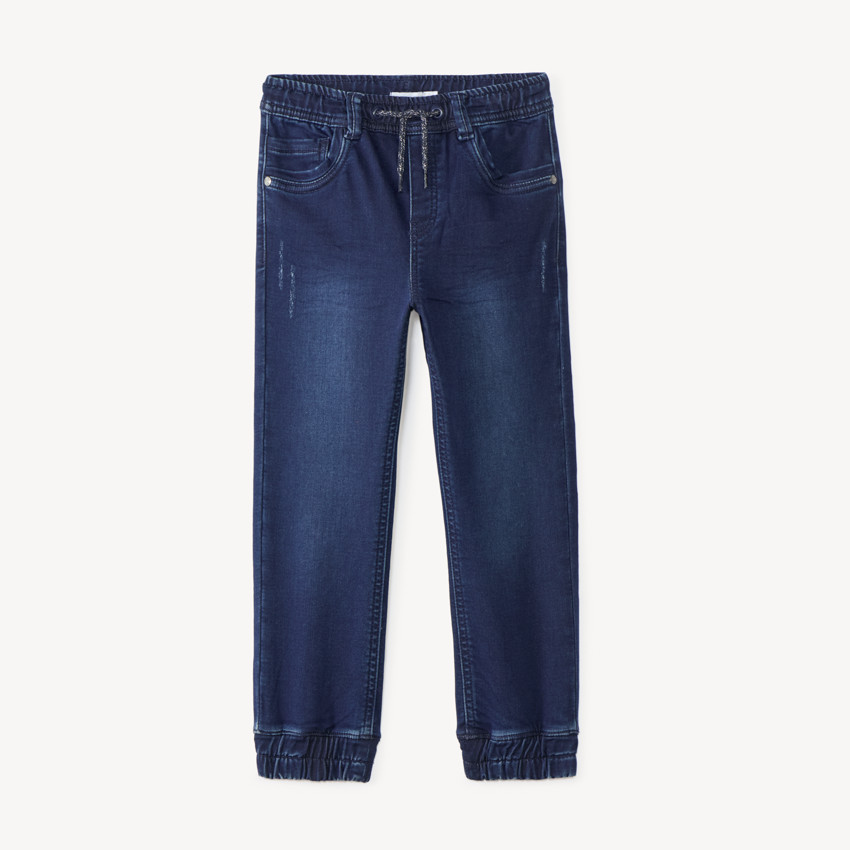 Jean style jogger en denim avec ceinture et chevilles rib pour garçon 