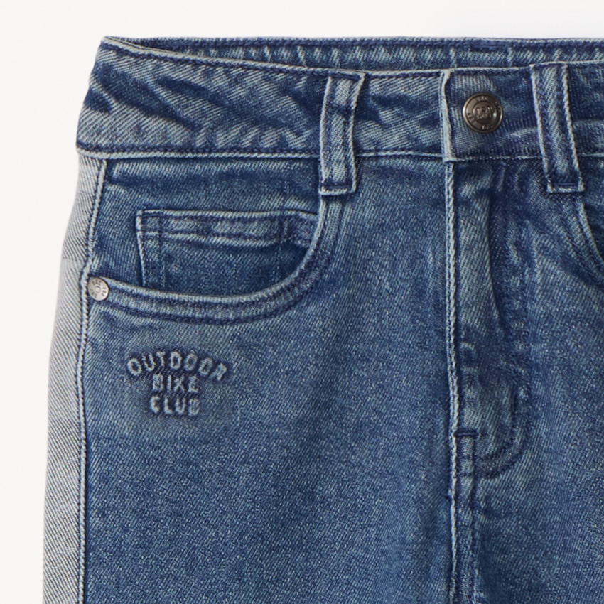 Jean droit à motif en relief pour garçon 