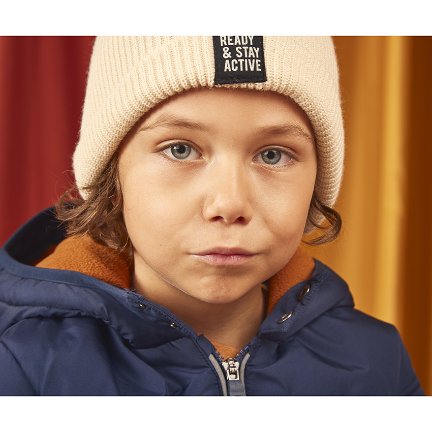 Bonnet en tricot côtelé uni pour garçon 