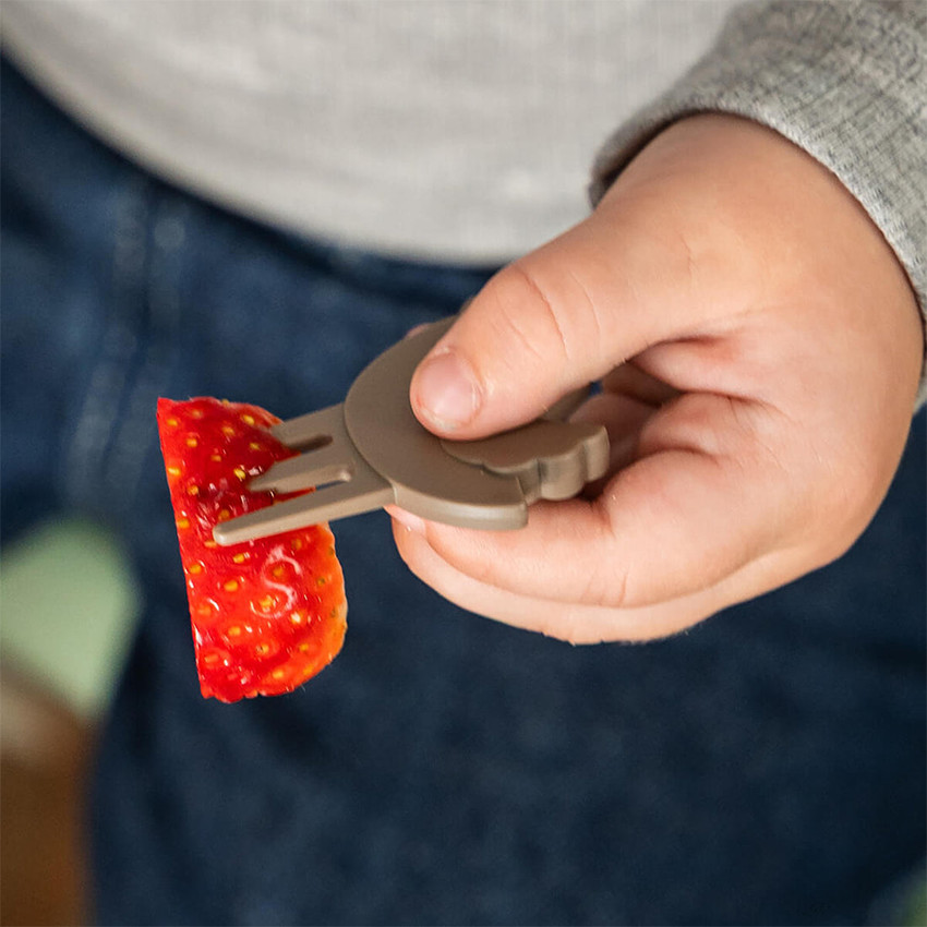 Snackbox avec piques snack Tiny Trails Sable 