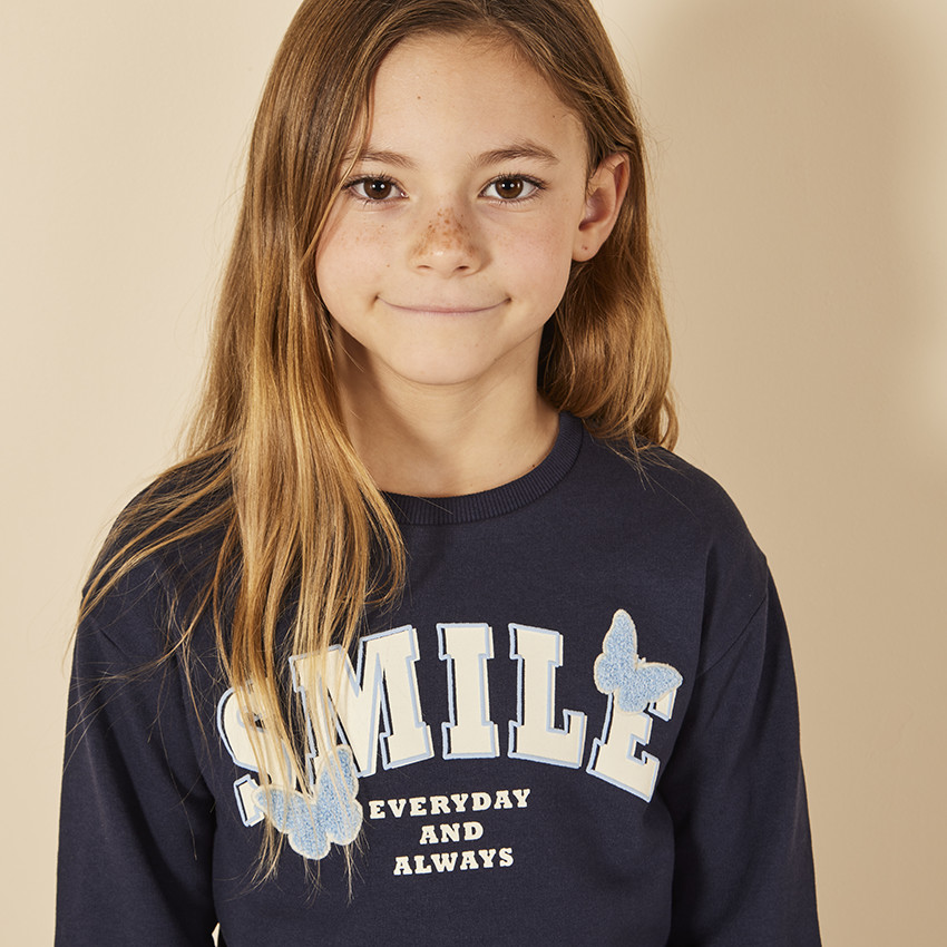 Sweat molleton patchs papillons en bouclettes pour fille 