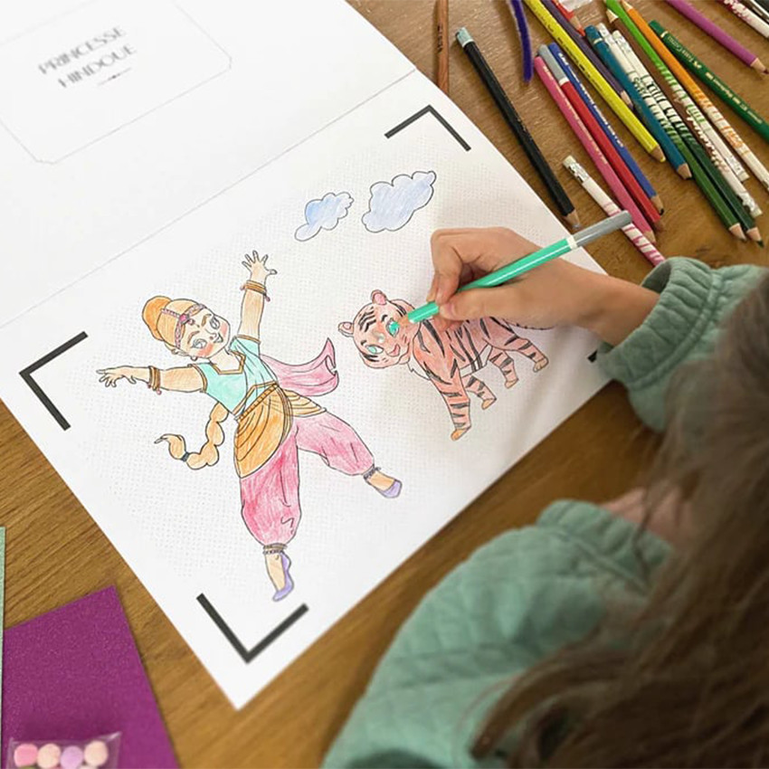 Cahier de dessin animé "Les Princesses" 