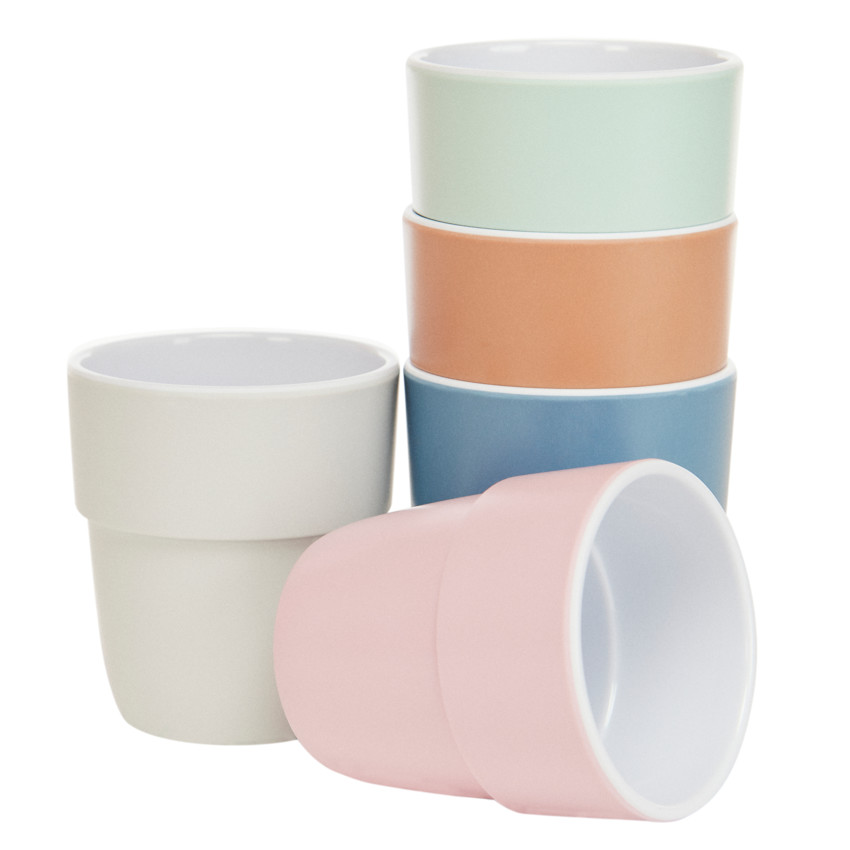 Gobelet en mélamine motif cœurs vert 