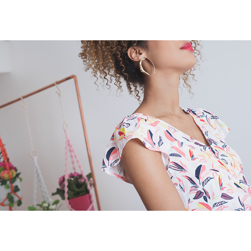 Robe longue de grossesse à manches volantées et imprimé végétal all-over 