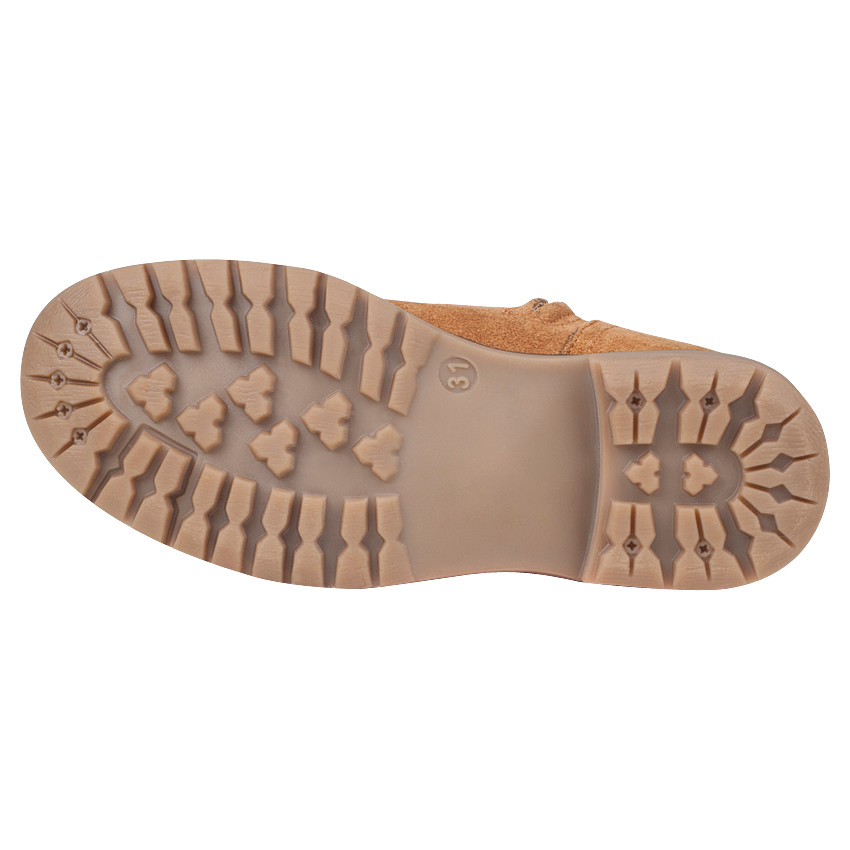 Bottes en cuir suédé camel avec boucle fantaisie 