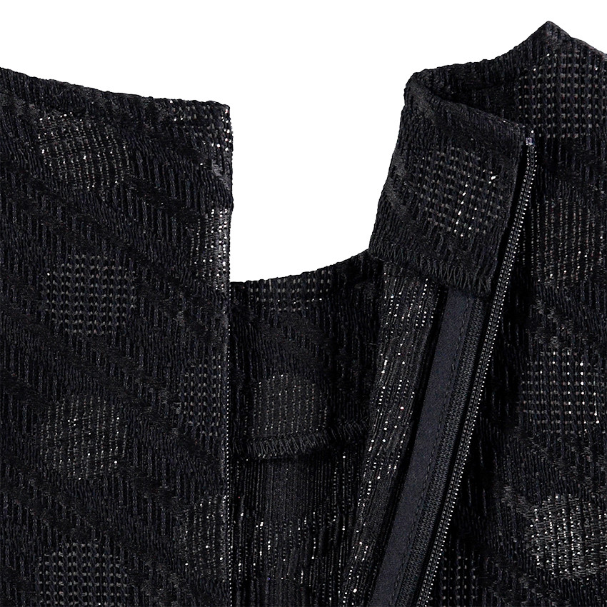 Robe manches courtes avec motif en jacquard all-over Main Robe manches courtes avec motif en jacquard all-over