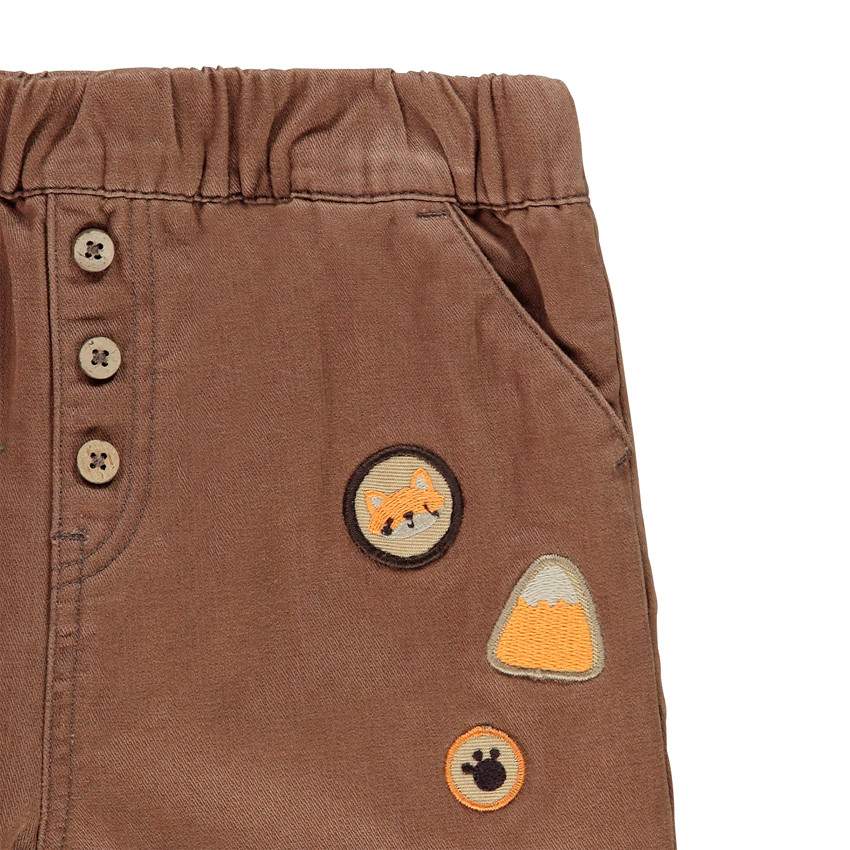 Ensemble avec chemise imprimée et pantalons à patch pour bébé garçon 