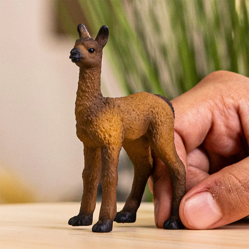 Figurine bébé lama 