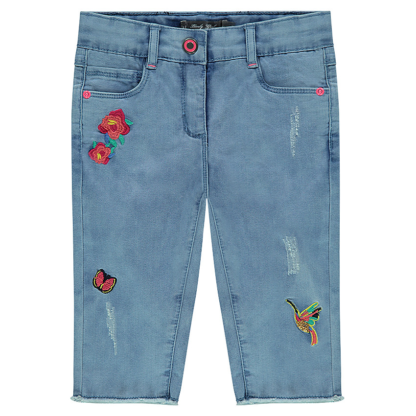 Corsaire en jeans effet used avec broderies fantaisie 