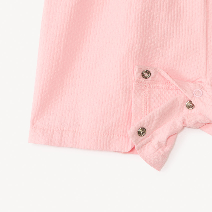 Combinaison courte effet gaufré pour bébé fille  