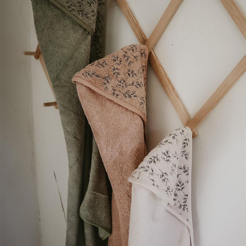 Cape de bain en coton éponge Bio et capuche brodée creme 