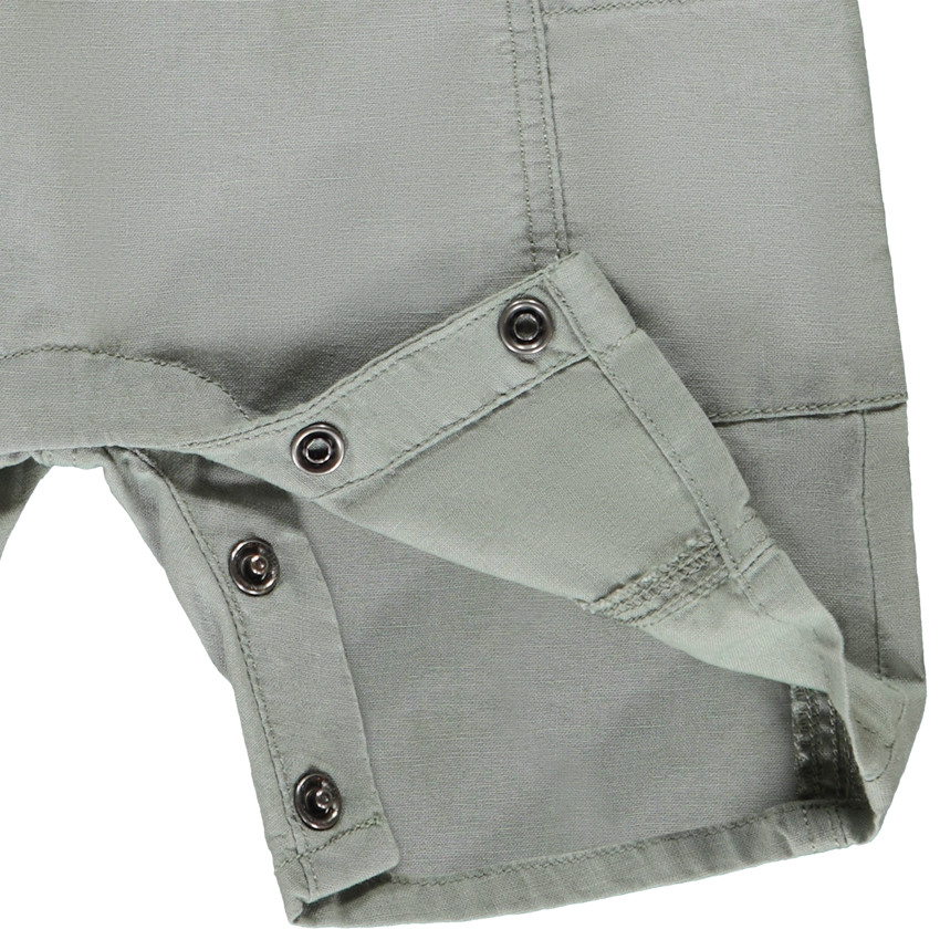 Salopette courte en toile unie pour bébé garçon 