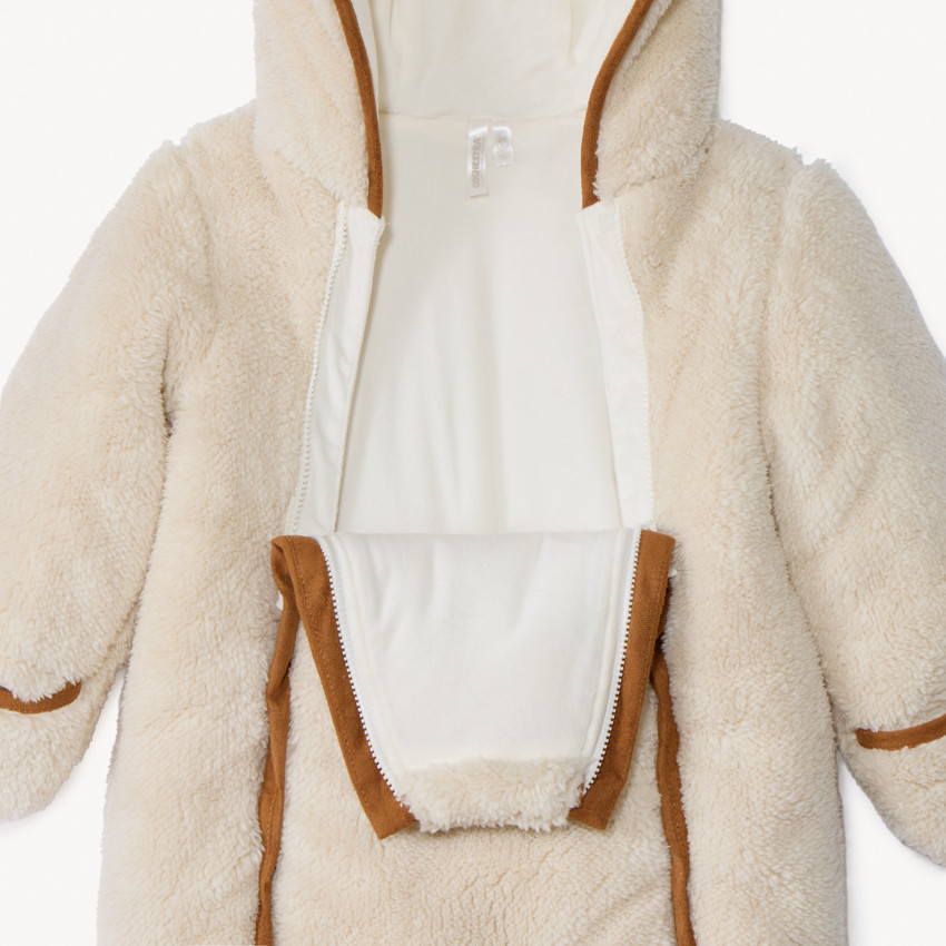 Combi-pilote en sherpa Ourson pour bébé avec finitions différentes selon l'âge 