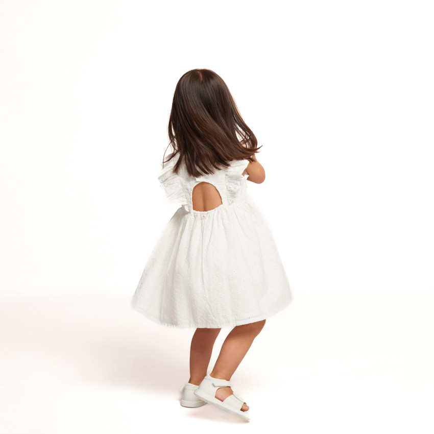 Robe manches courtes en broderie anglaise pour bébé fille 