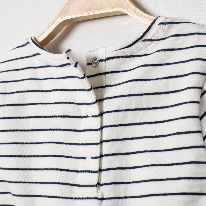 Ensemble avec tunique rayée et legging à noeuds 