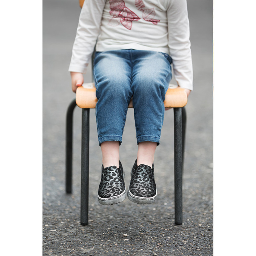 Baskets basses imprimées léopard effet pailleté du 28 au 38 