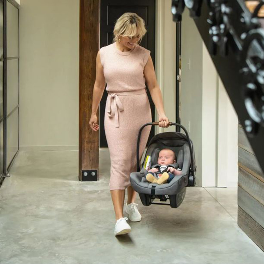 Siège-auto pivotant Pipa Next i-Size caviar  