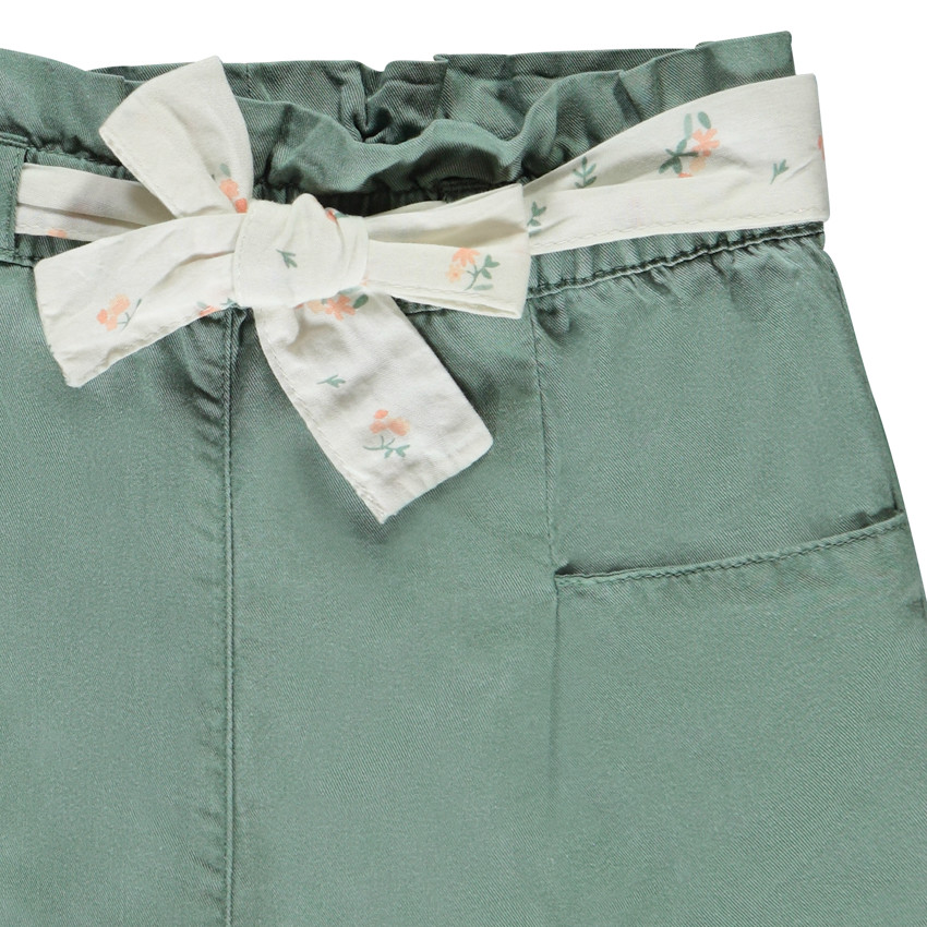 Short en toile avec ceinture à nouer pour bébé fille 