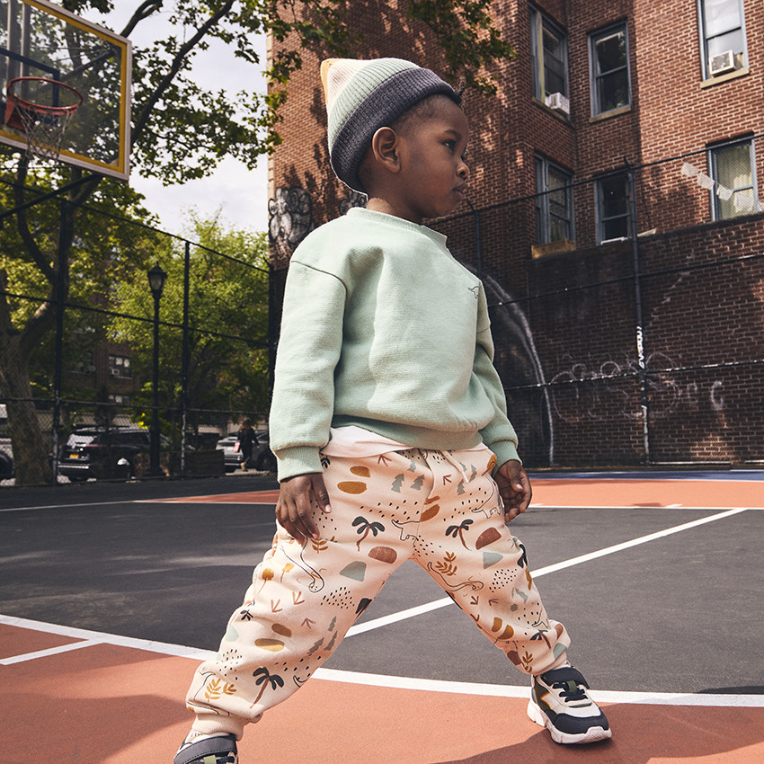 Bonnet en tricot avec écriture brodé pour bébé garçon  