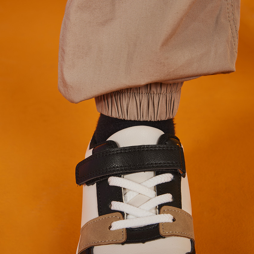 Pantalon cargo style parachute à poches pour garçon 