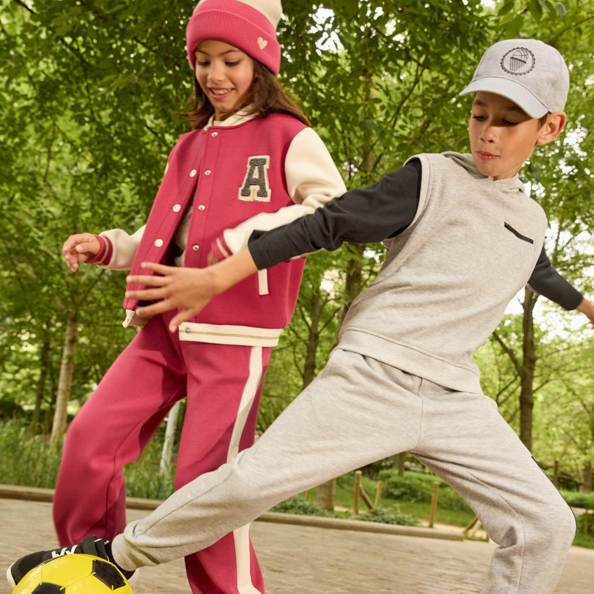 Casquette grise avec print Basketball pour garçon  