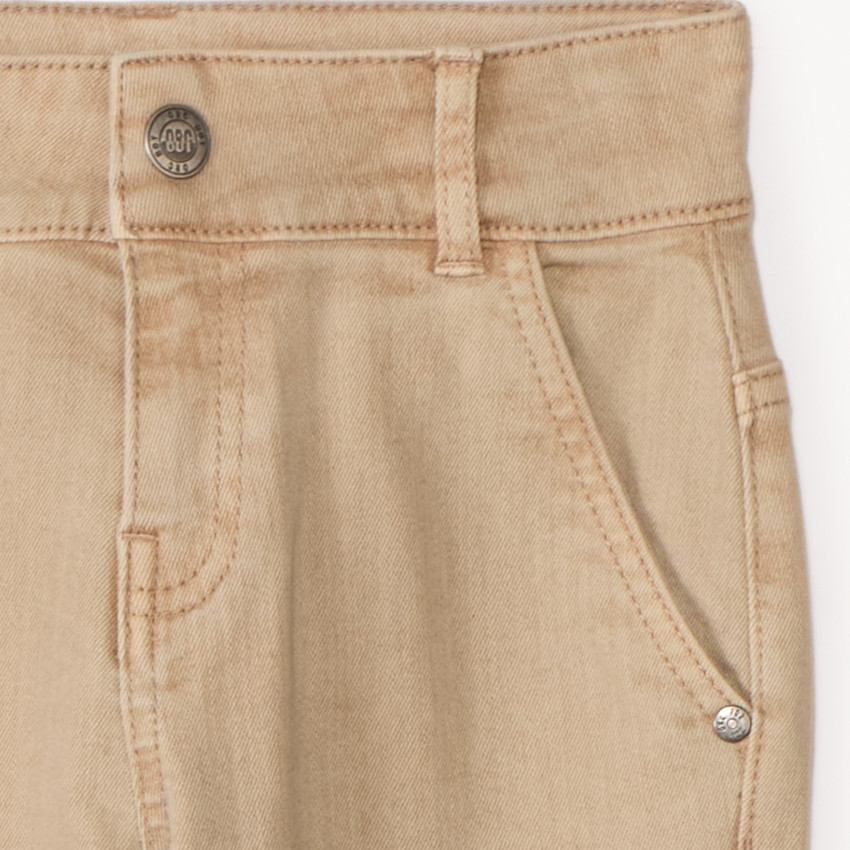 Jean droit teint à poches cargo pour garçon 