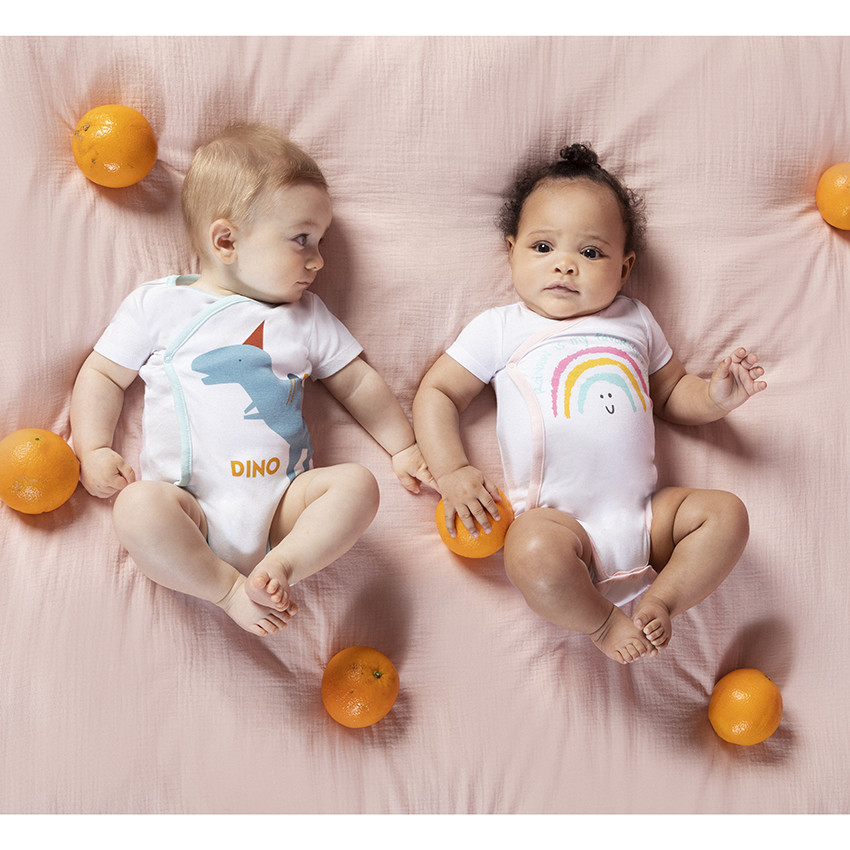 Lot de 7 bodies manches courtes en coton à imprimés colorés 